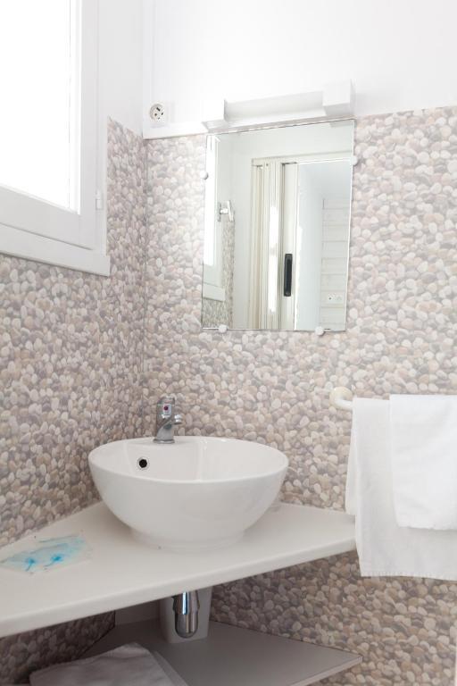 Hotel De L'Atlantique La Tranche-sur-Mer Room photo