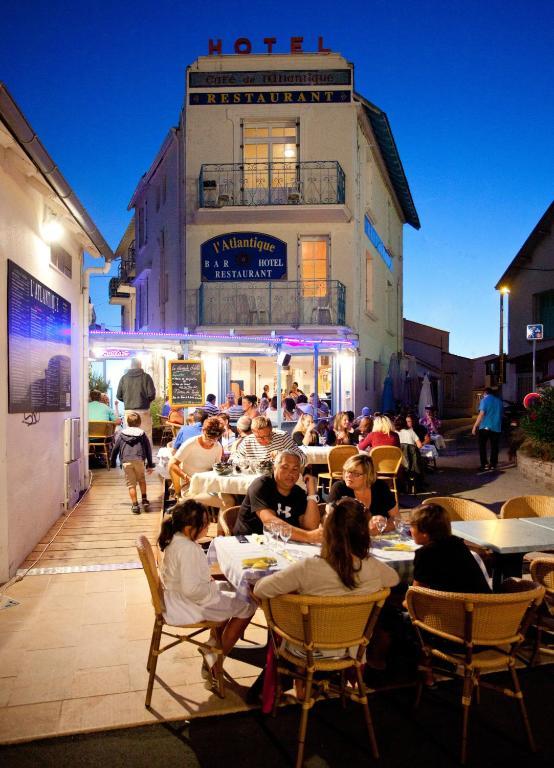 Hotel De L'Atlantique La Tranche-sur-Mer Exterior photo
